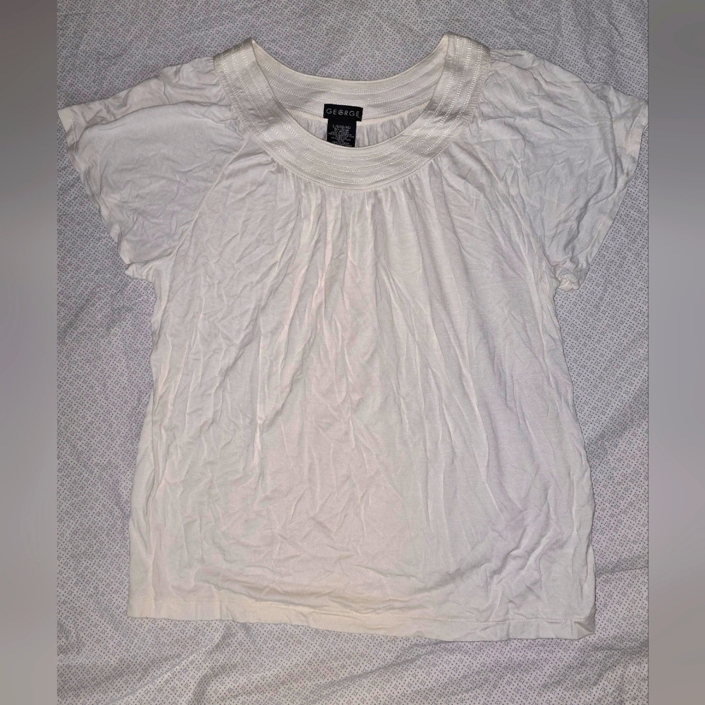 Business casual t-shirt